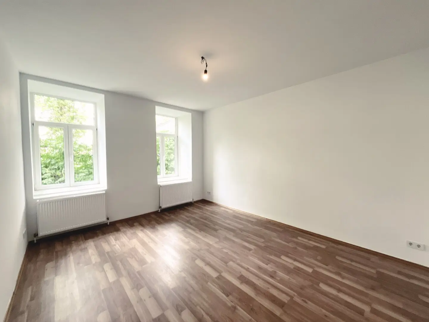 Apartment near the subway and practical layout