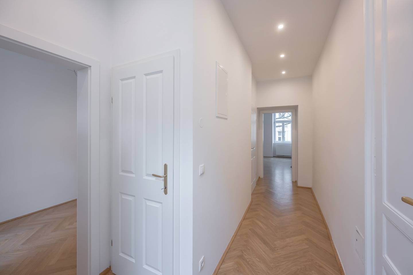 New first occupancy fantastic two room apartment in a great location