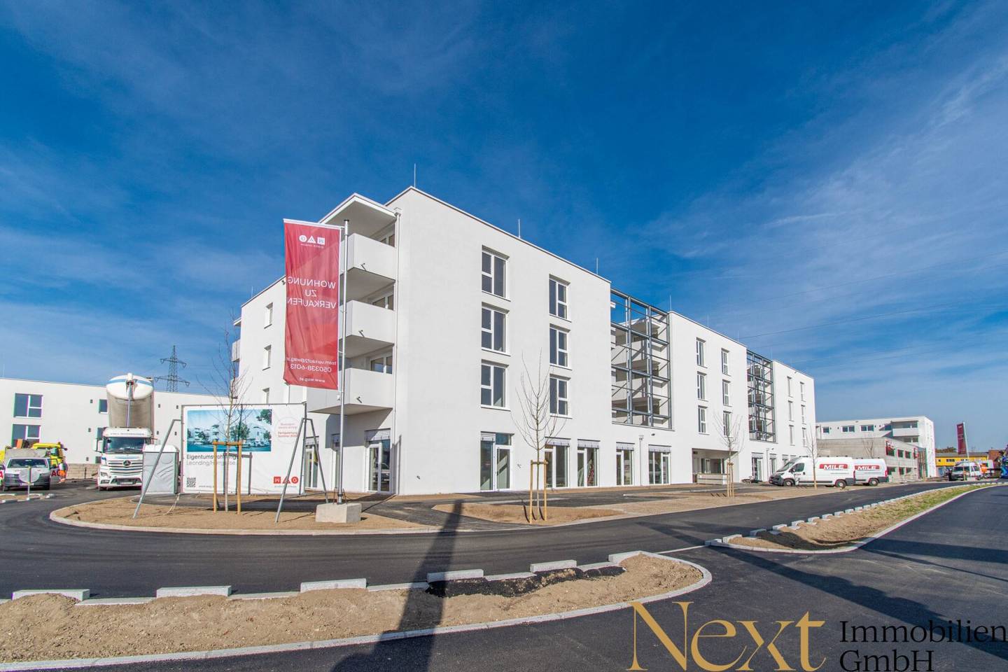 Newly built office, practice or commercial spaces with flexible fit-out options for rent on Salzburger Straße
