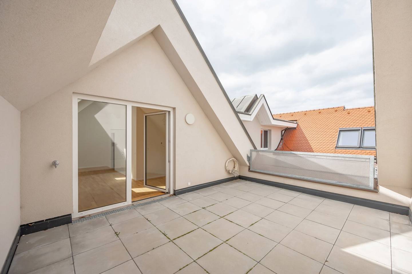 Wohnung mit Terrasse und Aufzug und Fernwärme