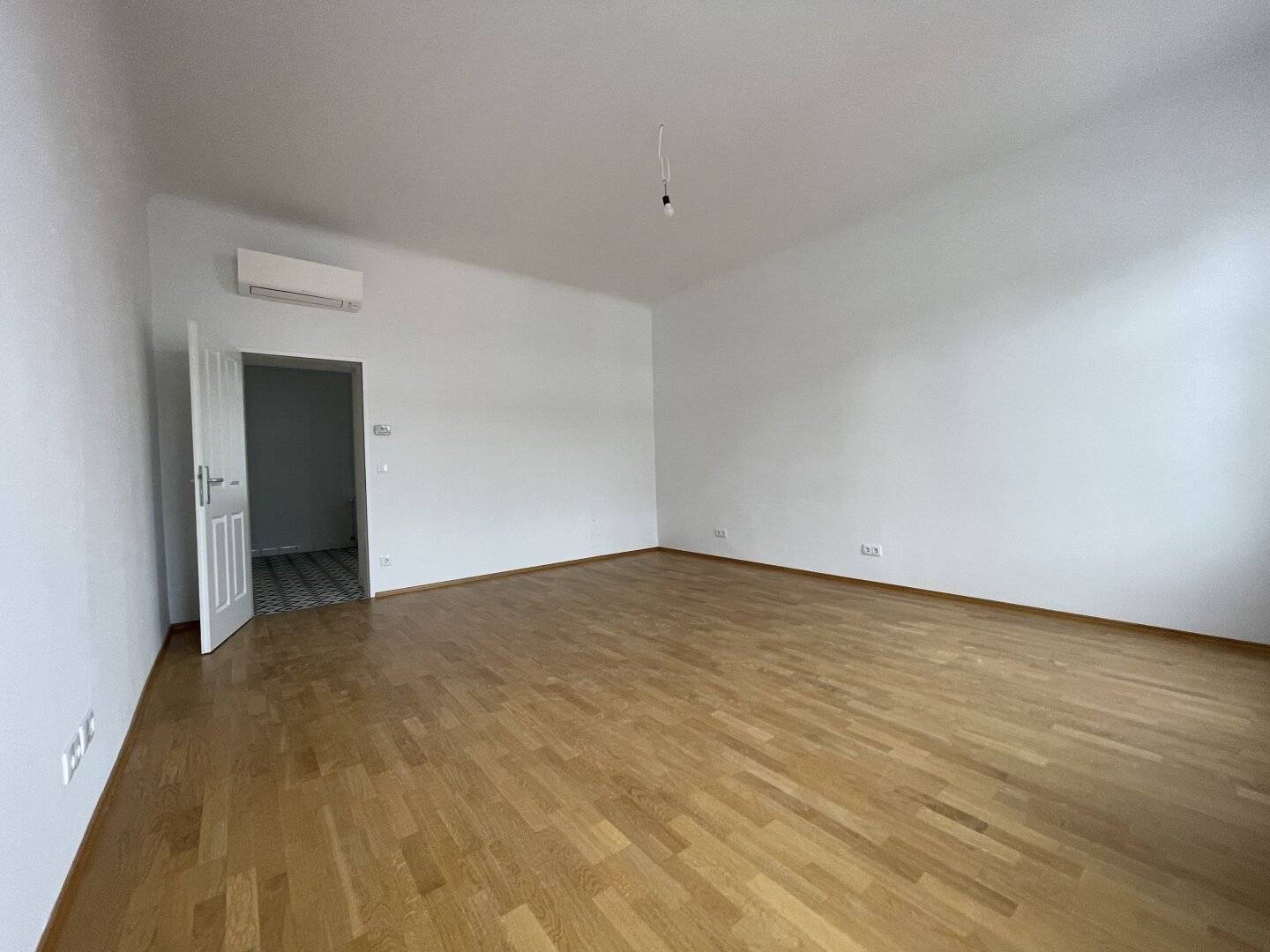 Top-Lage: 69m² Altbau-Wohnung, 2 Zimmer für 400.000 €