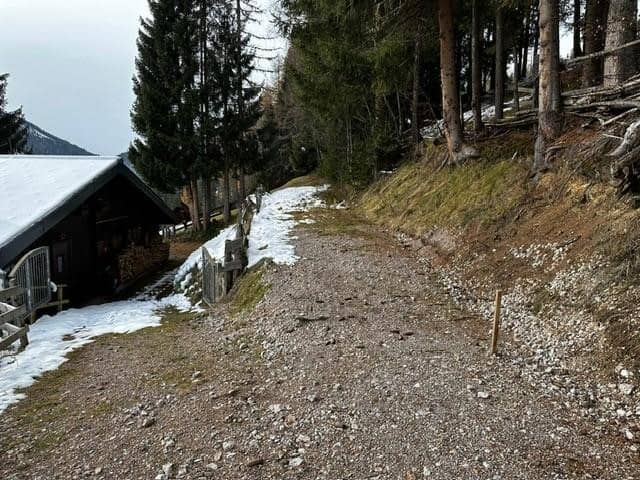 Grundstück in Hüttau im Fritztal   auf  ca 1400 Meter inkl. genehmigten Plan für ein Landhaus (Chalet)