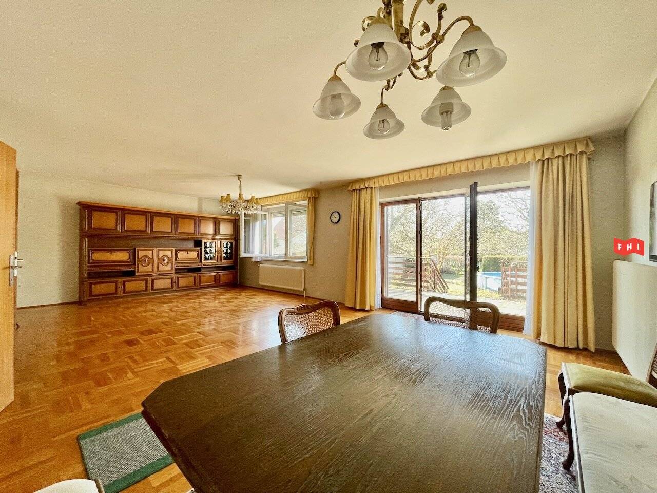 985m² Plot with House in Vienna 22