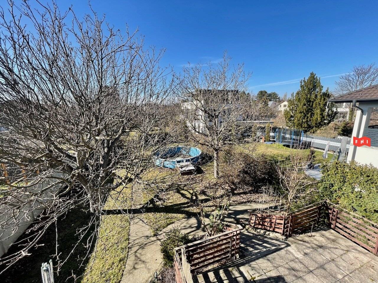 985m² Plot with House in Vienna 22