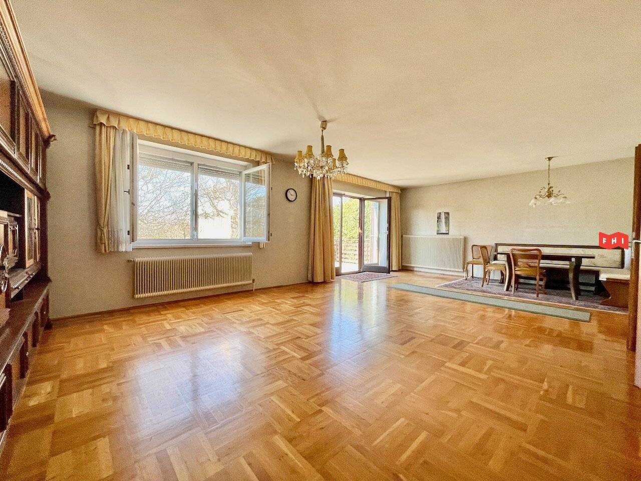 985m² Plot with House in Vienna 22
