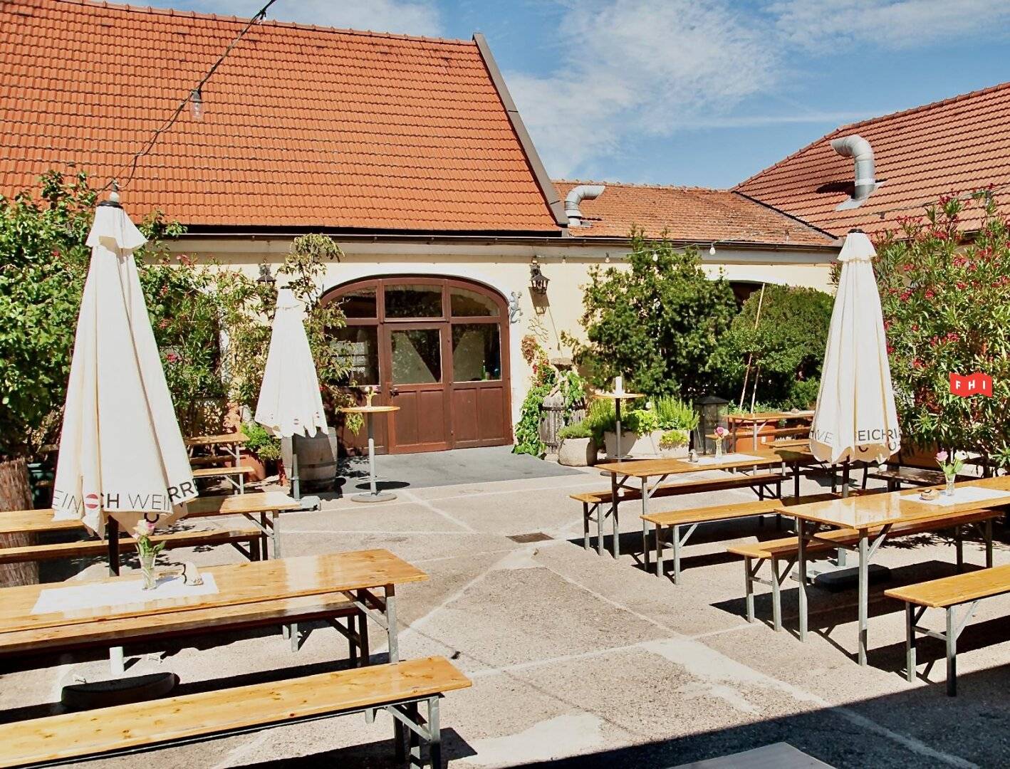Tradititioneller Vierkanthof mit 2 Wohnhäusern, ideal als Gemeinschaftspraxis Nähe Stift Göttweig bei Krems
