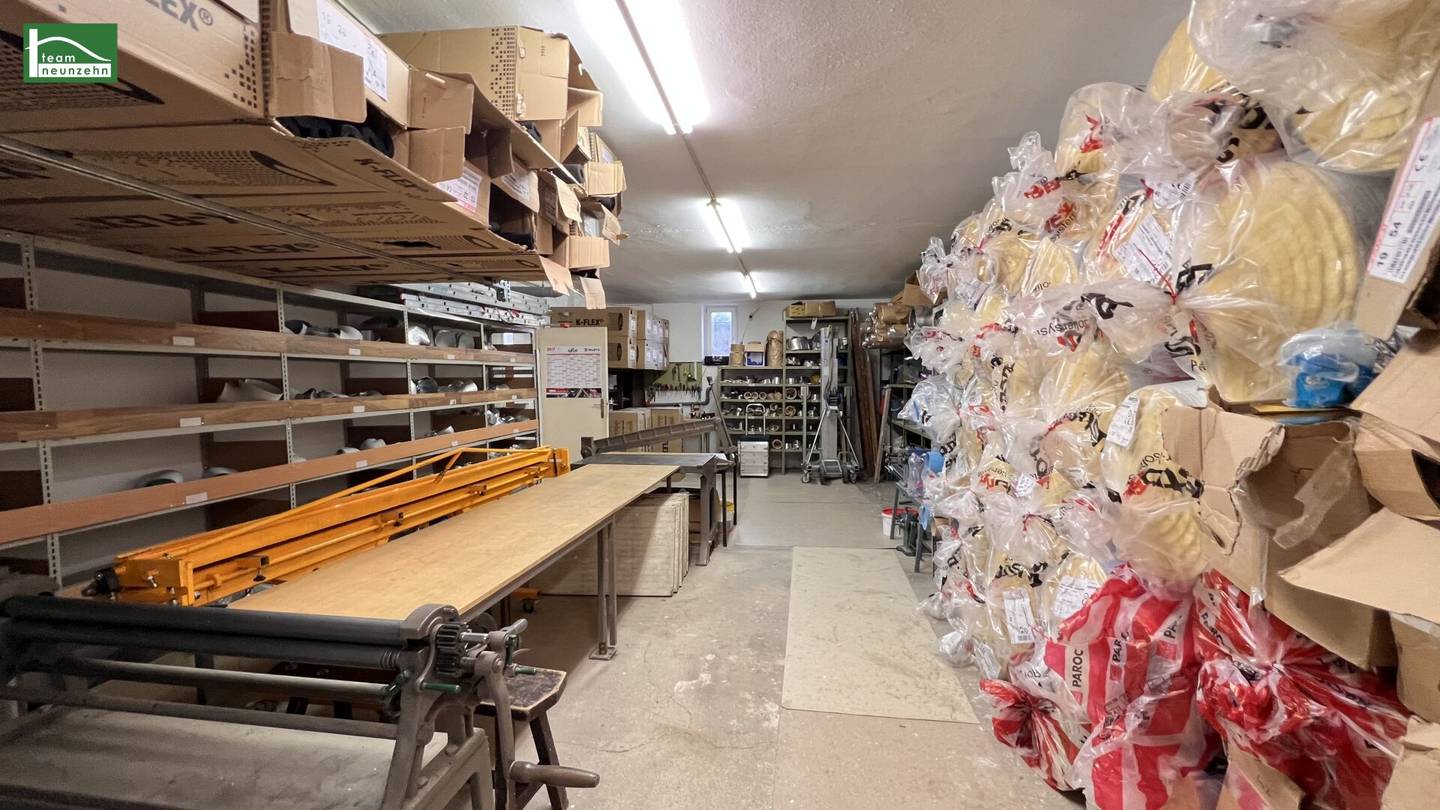 NEUR PREIS! 188m² Fläche (74m² Büro &amp; 114m² Lager) mit eigener Einfahrt im Hinterhof. In bester Lage zwischen Wien &amp; Bruck/Leitha.