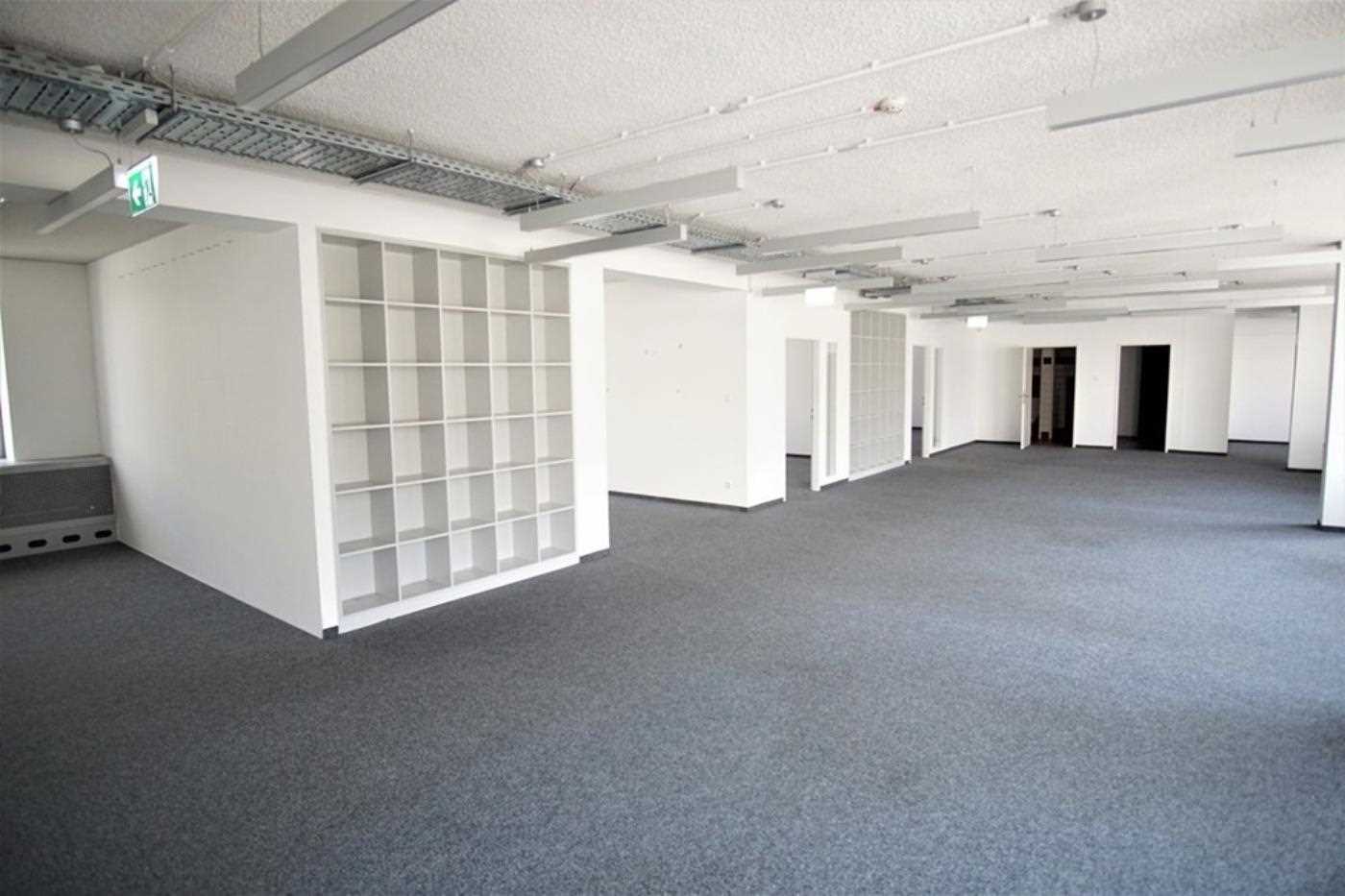 Moderne Büroflächen in renoviertem Bürohaus