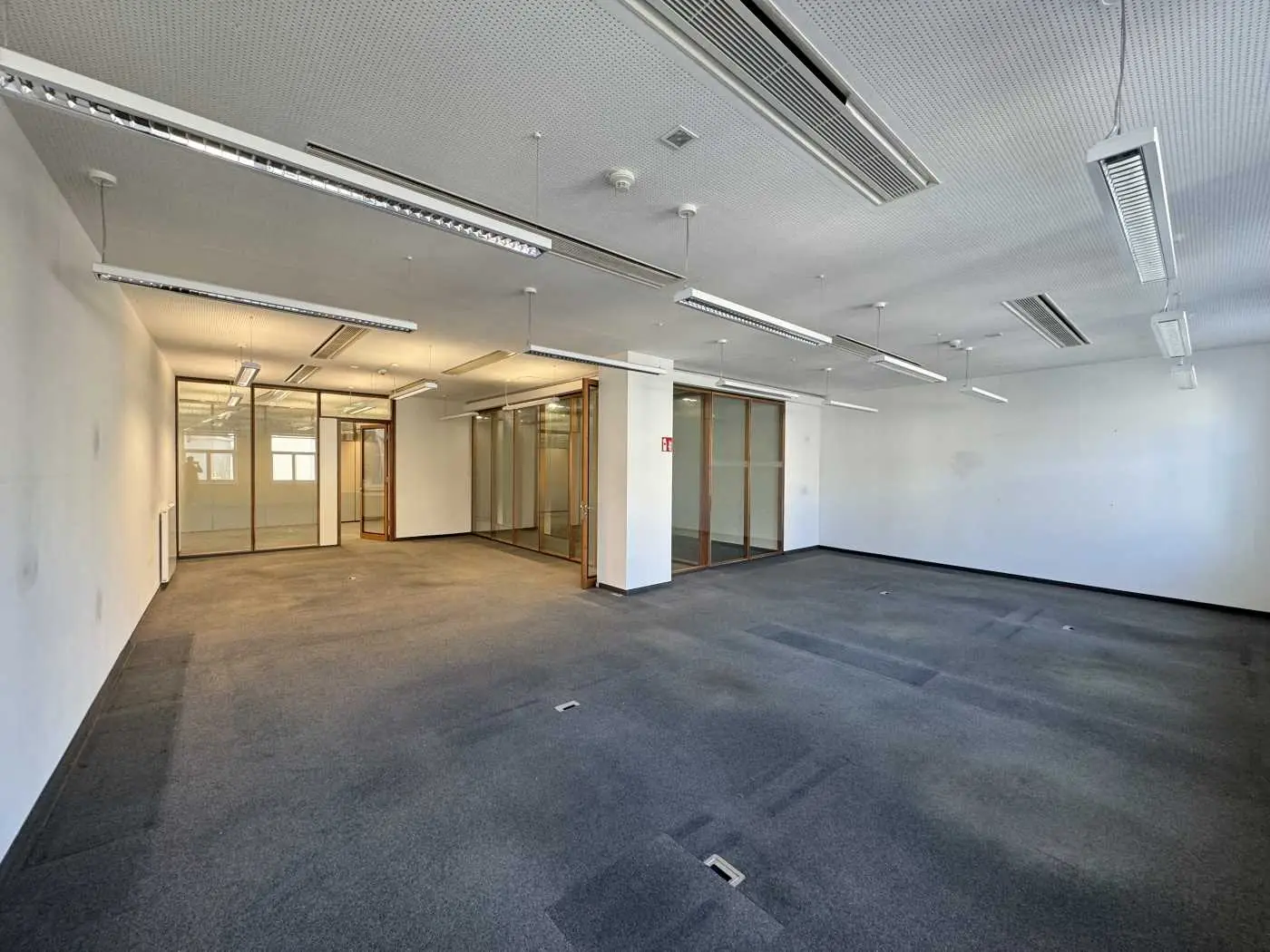 Büro in bekanntem Jugendstilhaus direkt in der Rotenturmstraße!