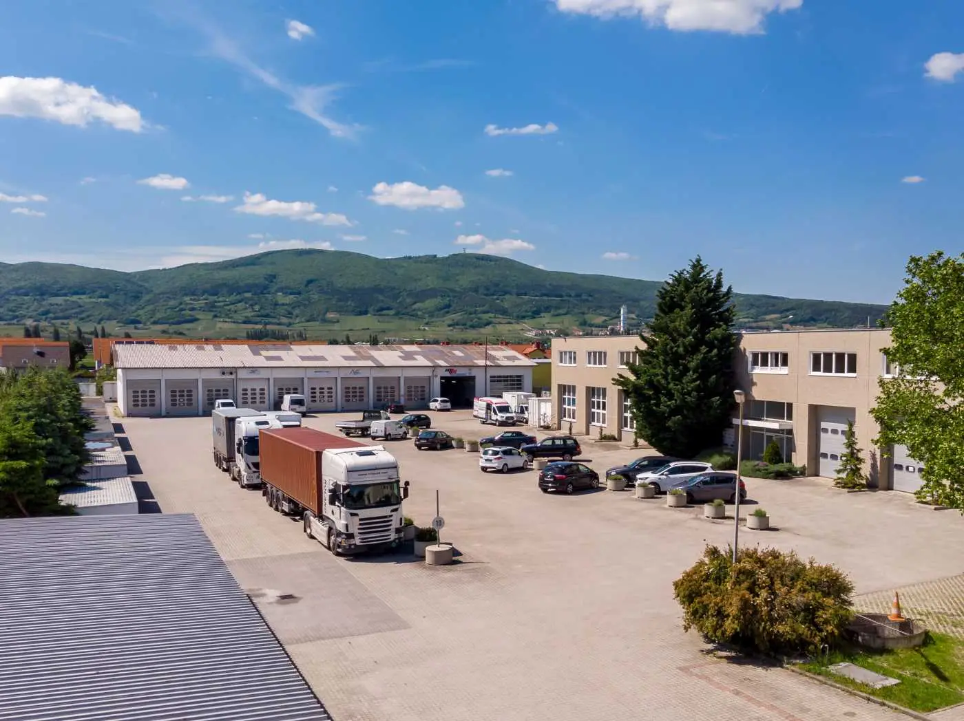 Top Einzelbüro im Firmen-Businesspark 99 zu mieten!