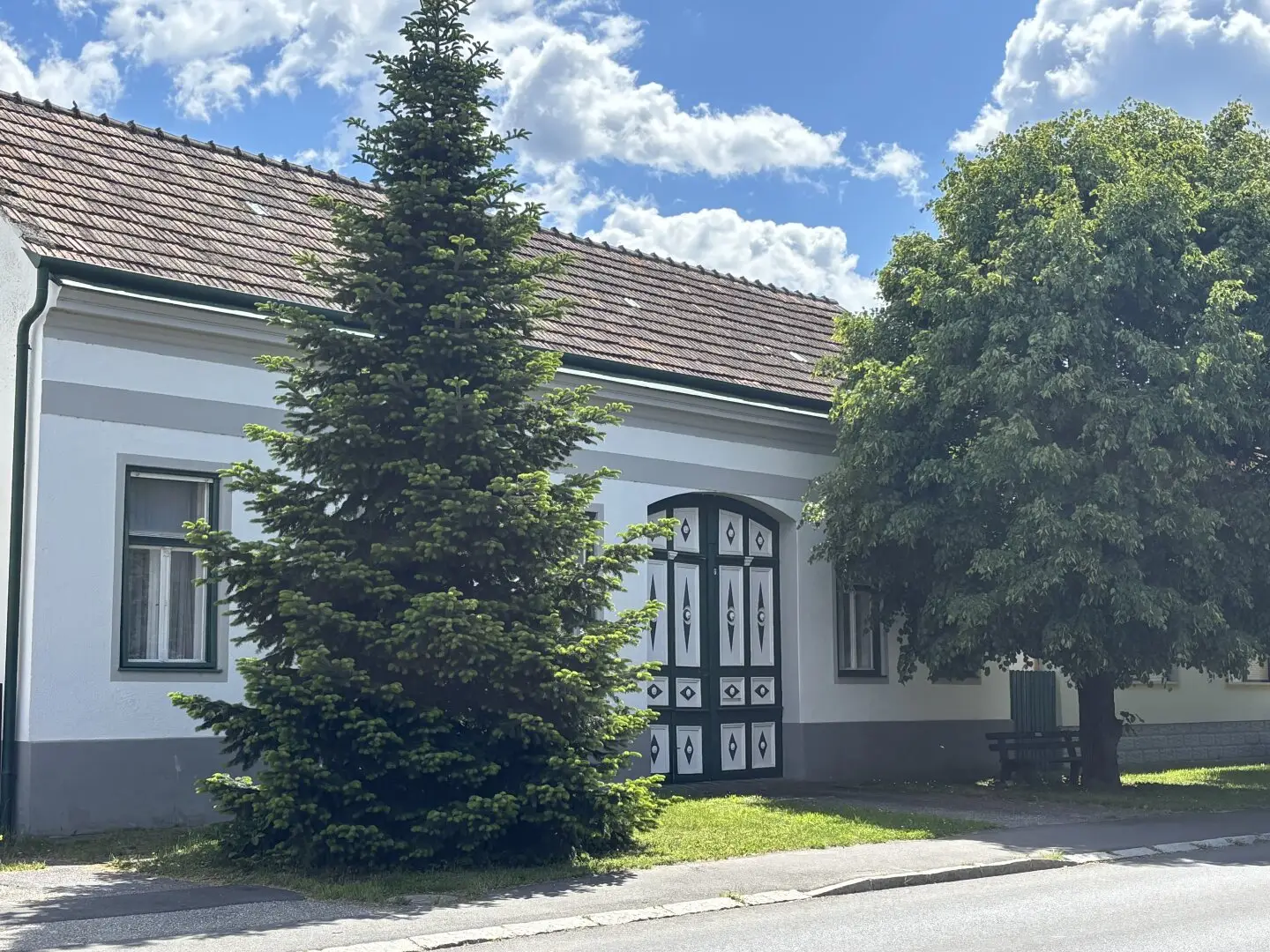 Stylish Streckhof with outbuilding in the idyllic Südburgenland