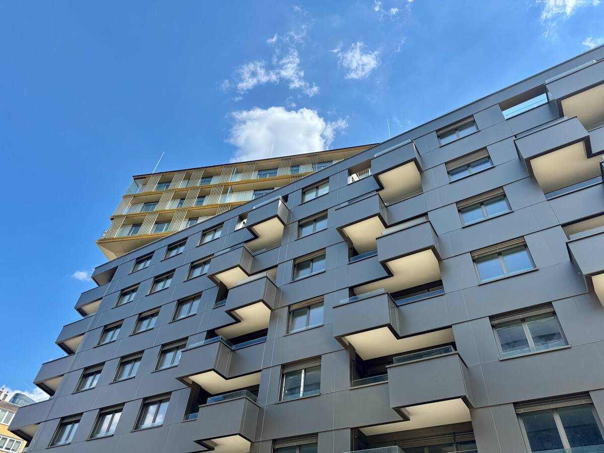 Apartment near main station no commission