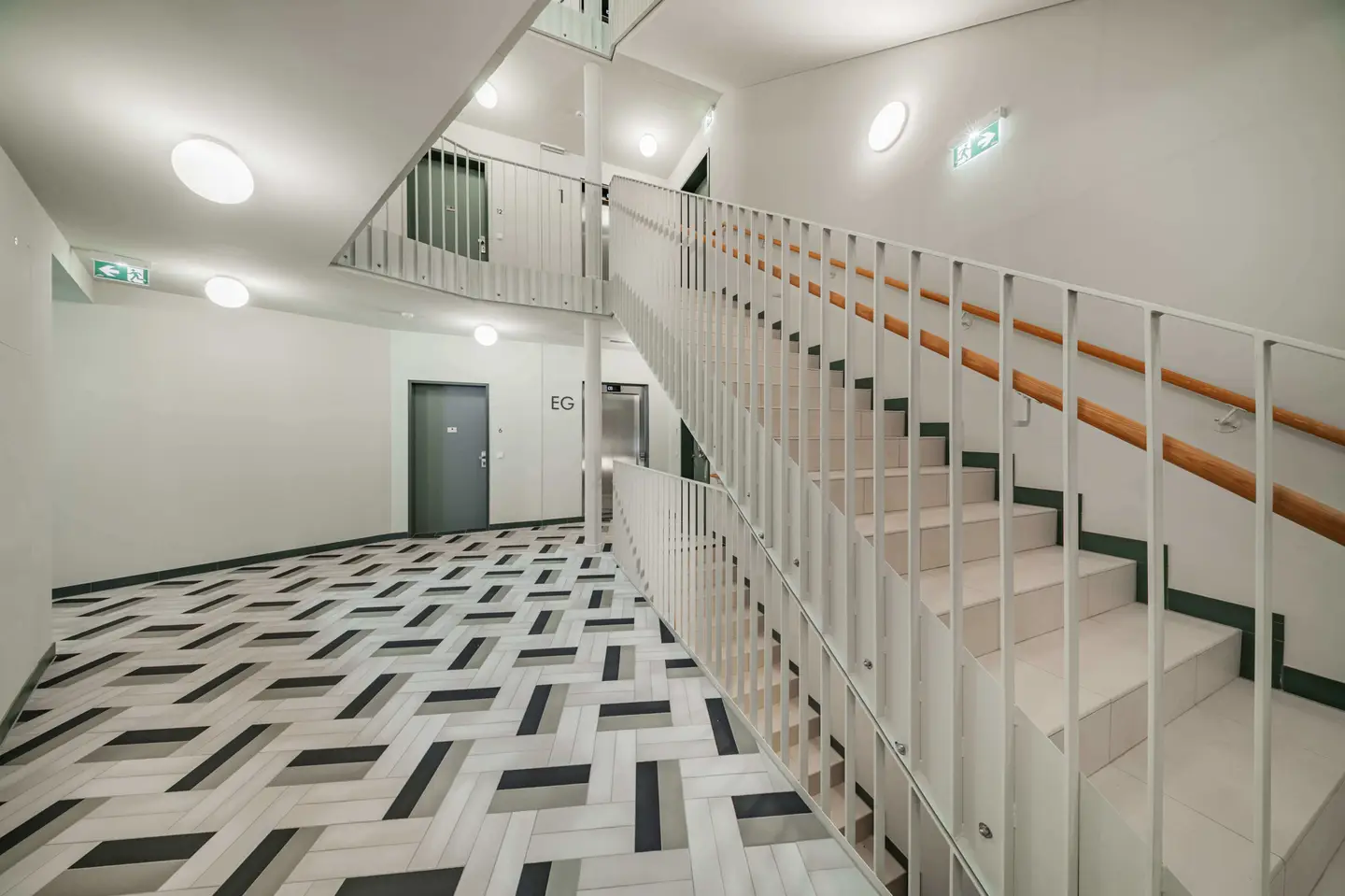 Wohnung first occupancy with car free surface