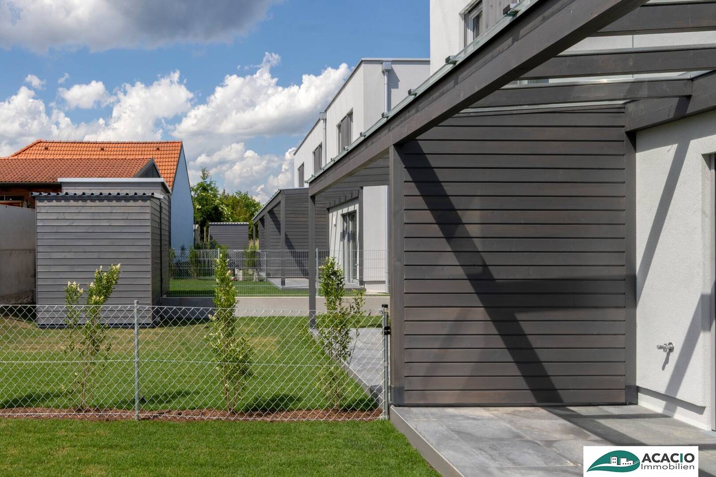 ***unschlagbare Sommeraktion***: hochwertiges Reihenhaus inklusive Parkplatz - provisionsfrei, belagsfertig, in Krems-Gneixendorf