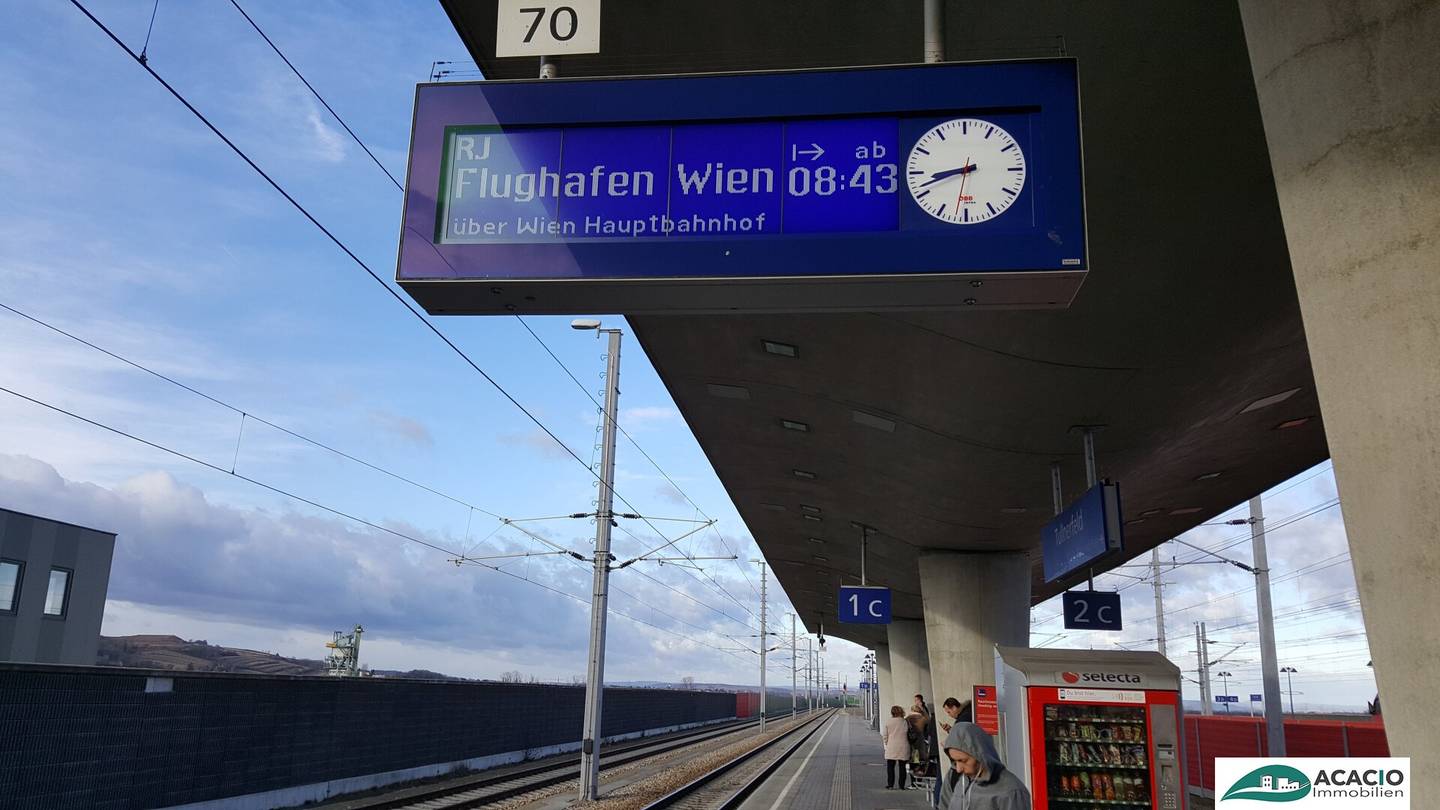 Building plot in the heart of the Tullnerfeld with optimal public transport connections