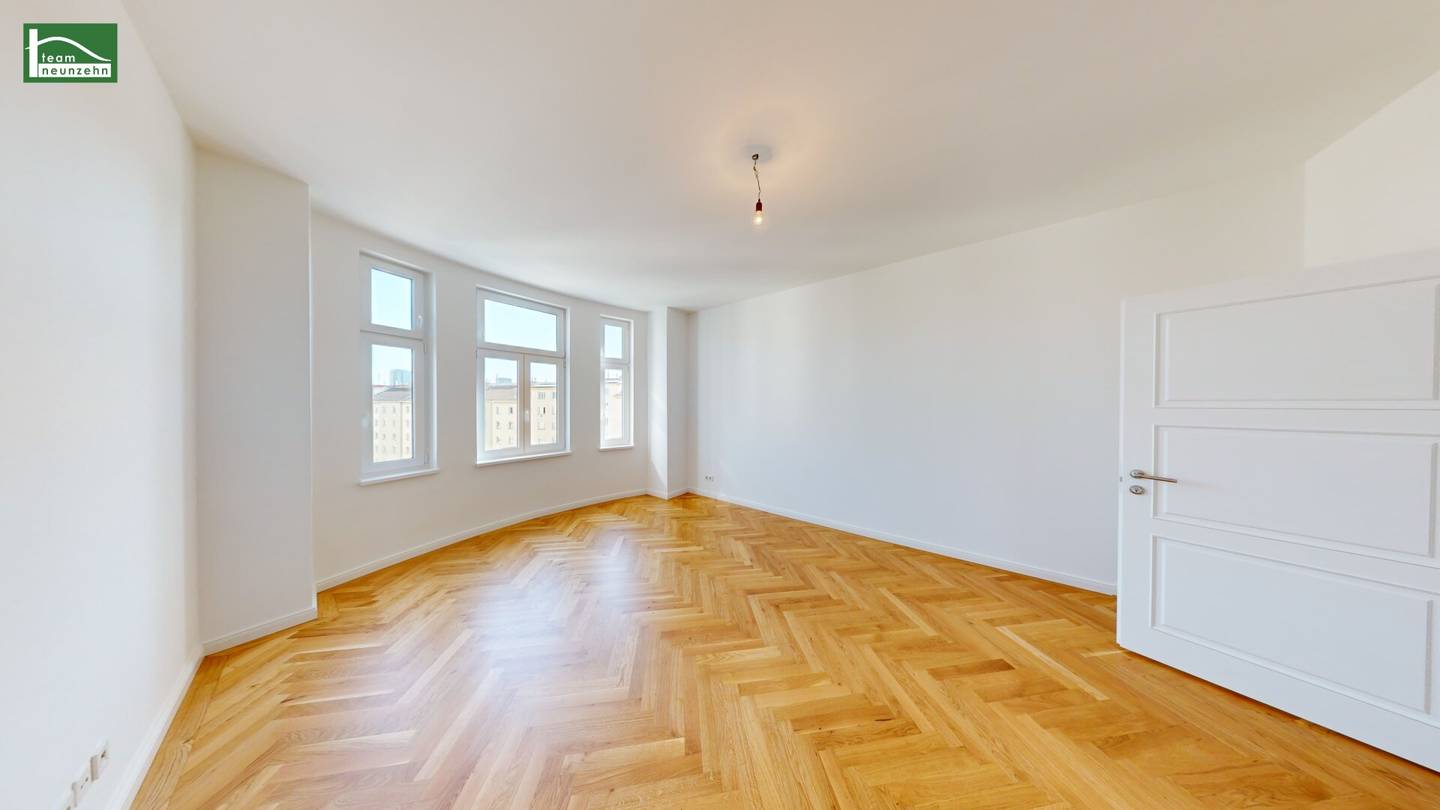 Commission-free! Exclusive large city apartment in top location - Noble living on 126 m² plus loggia and high-quality fittings