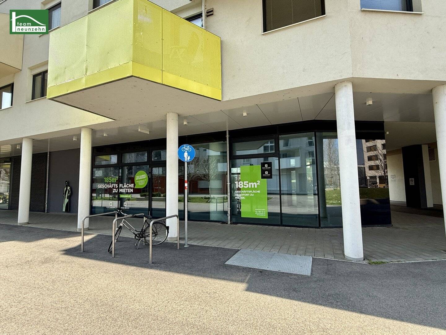 Start now: Your new commercial space in 1210 Vienna - Versatile usage concepts possible!