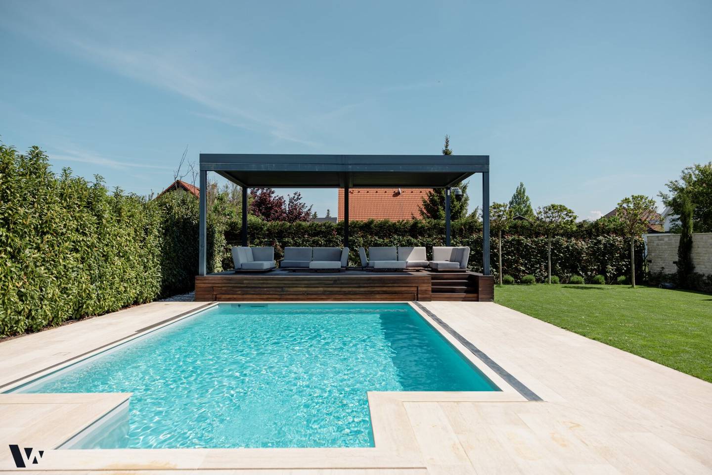 DER PURE LUXUS | DESIGNERVILLA MIT GARTEN & BEHEIZTEM POOL | VIDEO-PRÄSENTATION