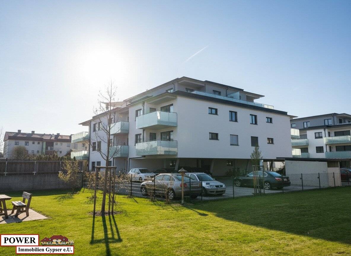 Helle Wohnung mit zwei Balkonen und Lift