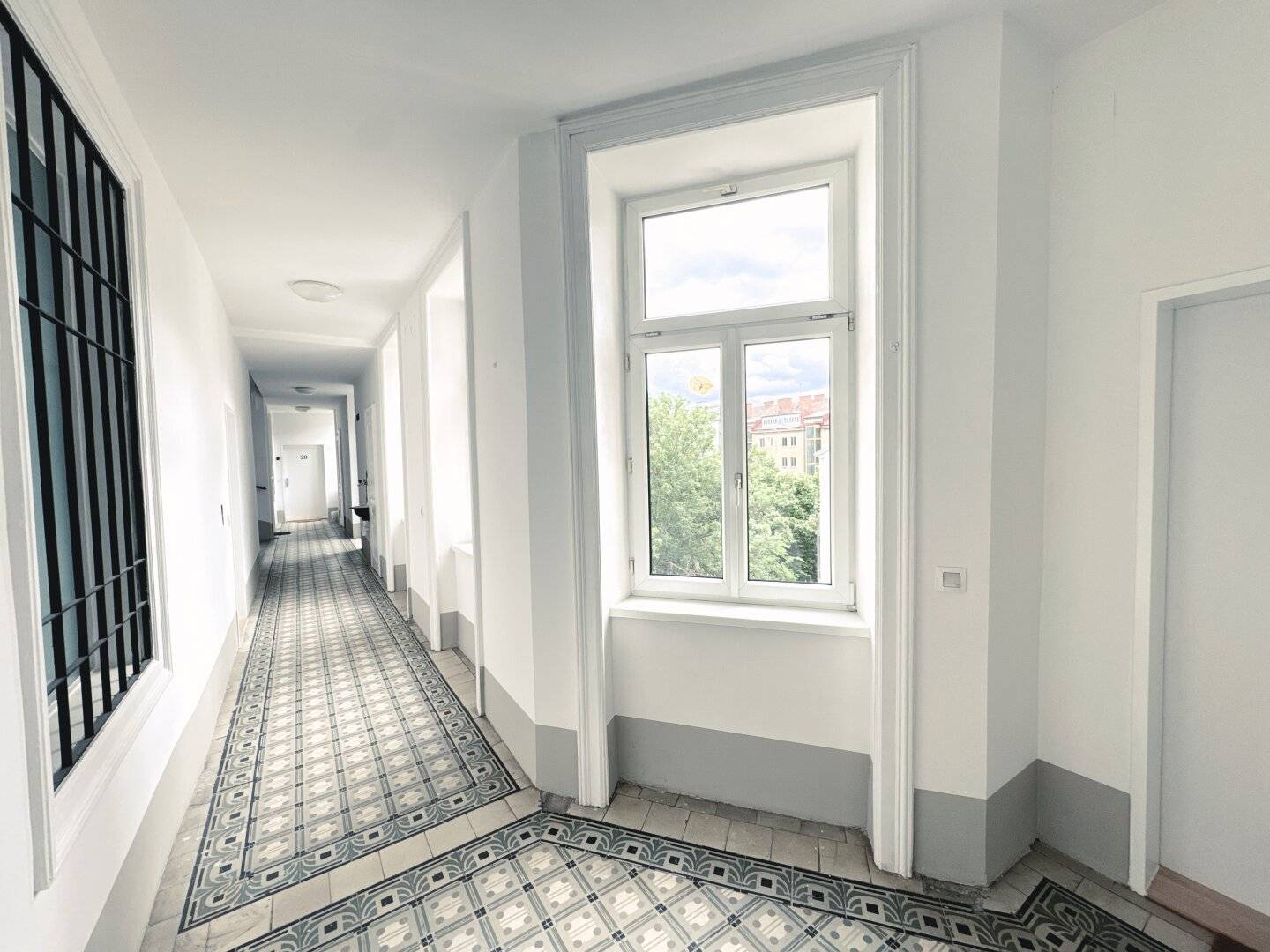 Wohnung hell und saniert im Altbau nahe U3