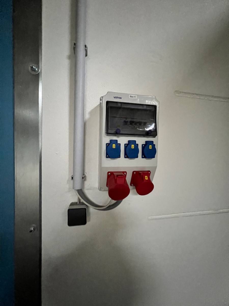 Loftwohnung heated and barrier free with office