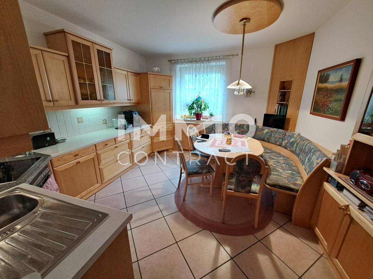 LIEBESVOLLES HAUS MIT DOPPELGARAGE UND SCHÖNEN GARTEN IN ANSFELDEN FÜR INVESTOREN OHNE WOHNBEDÜRFNIS