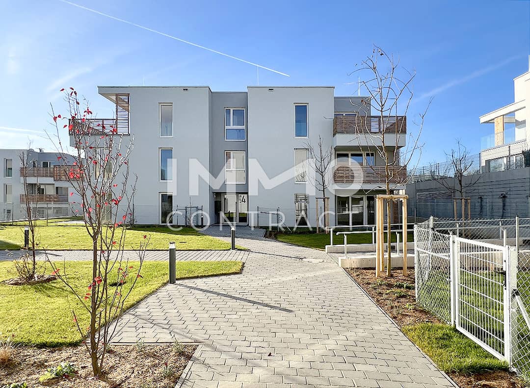 Wohnung in grünem Umfeld mit Garten und Lift