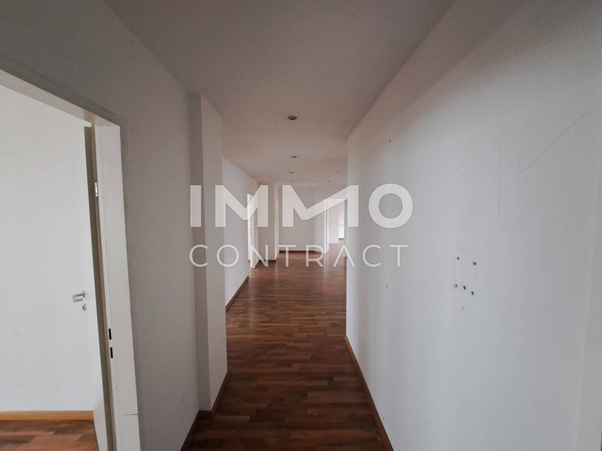 Wohnung nahe Musiktheater im 6 Obergeschoss Aussicht
