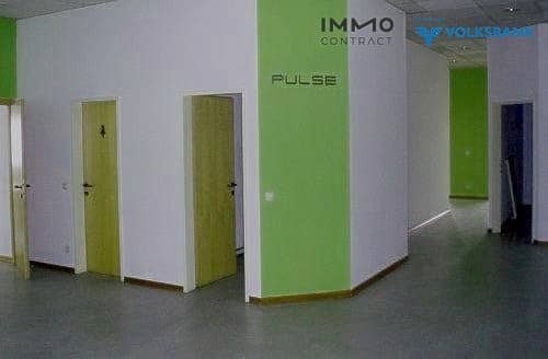 Wohnung bright office on the first floor with a large reception area parking spaces available down to context maybe not ideal wording? but i keep as above? wait