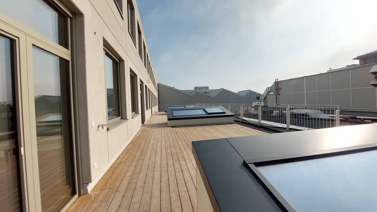Gut aufgeteilte Ordinationsfläche mit großzügiger Terrasse - 170m²