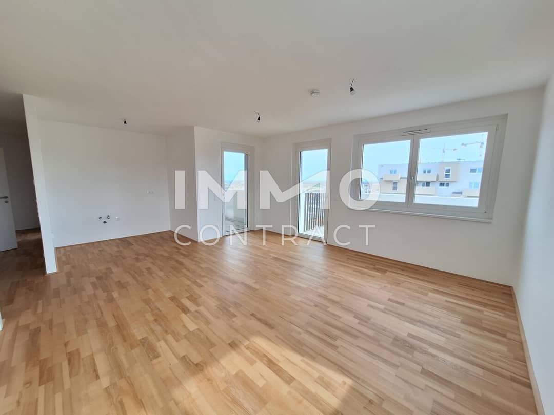 First occupancy apartment near Badeteich Hirschstetten