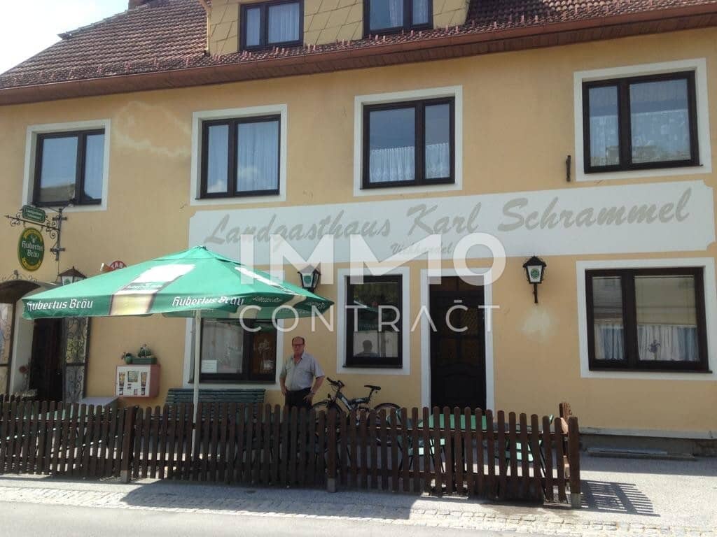 3 Wohneinheiten, Gewerbeflächen, vielseitigst nutzbar