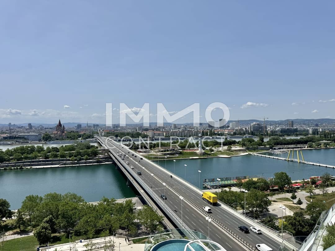 Wohnung im höchsten Wohnturm mit Blick auf Donau