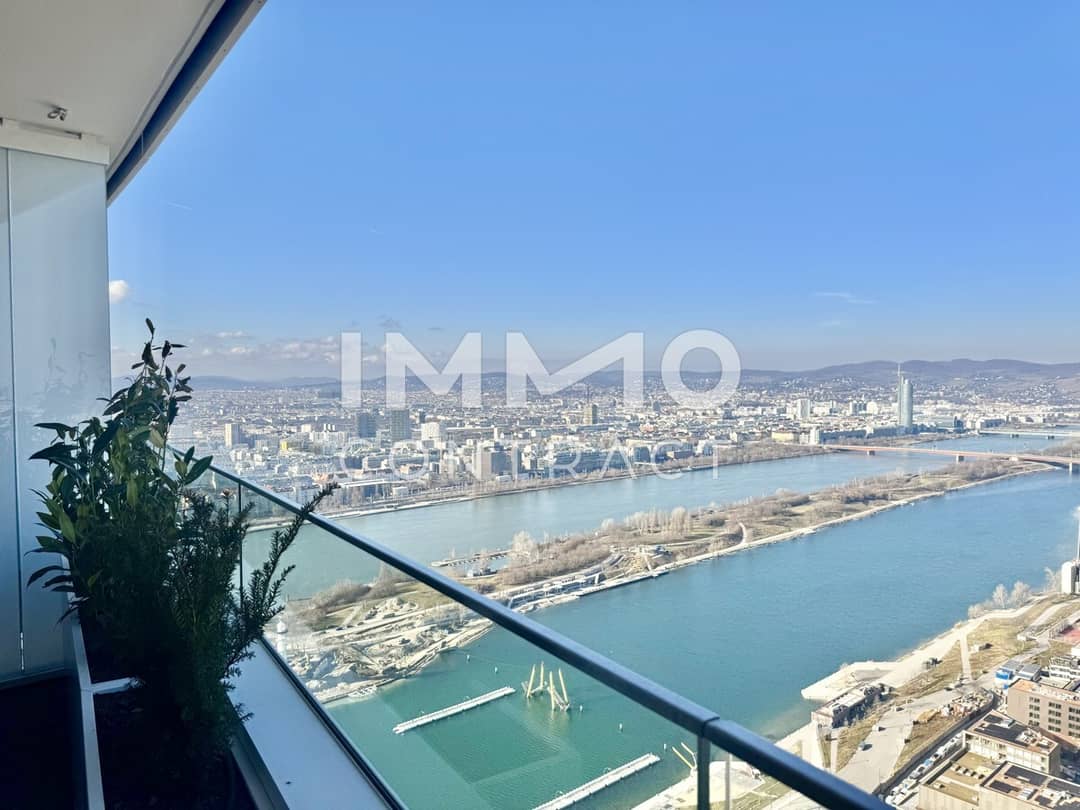 New build apartment Panoramic Danube view