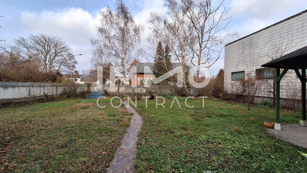 Gewerbe/Gastrobetrieb in zentraler Lage,
auf 1.860m² BK-Baugrund!