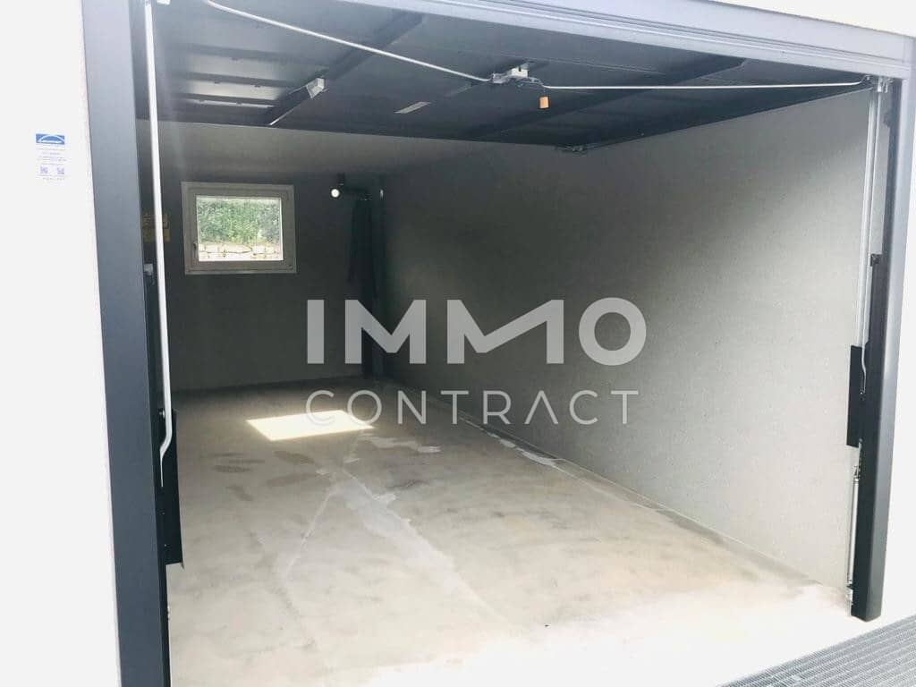 Apartment Secure storage space in a garage park with video surveillance and 24 hour access