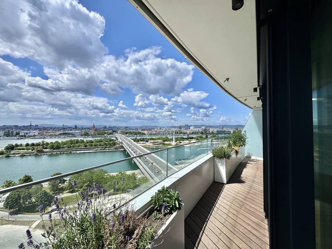 Wohnung Erstbezug am Wasser mit Blick auf Neue Donau