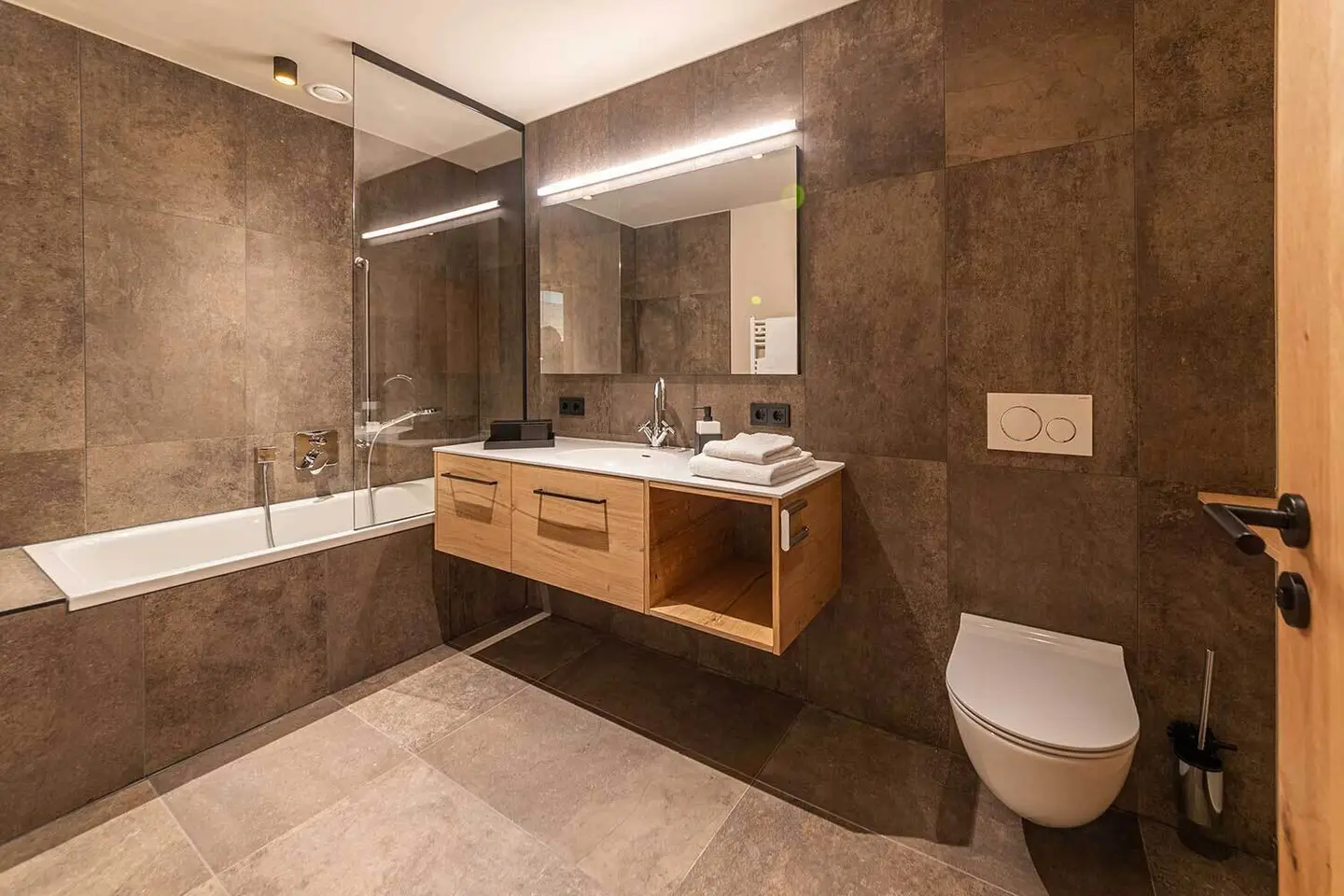 Apartment new build near Arlberg ski area