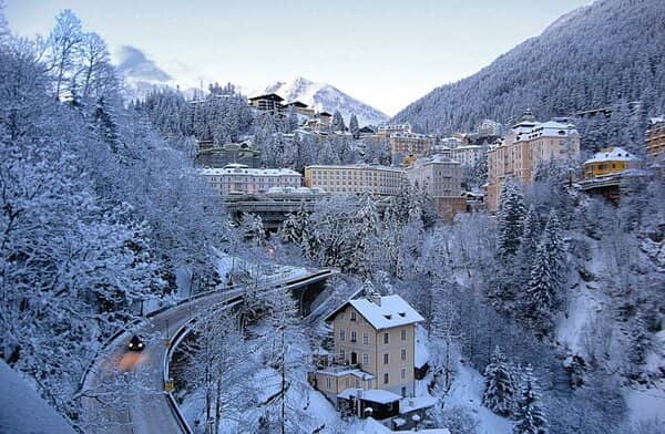 Hotelentwicklungsgrundstück mit Thermalquellen im Zentrum von Bad Gastein – 20.285 m²