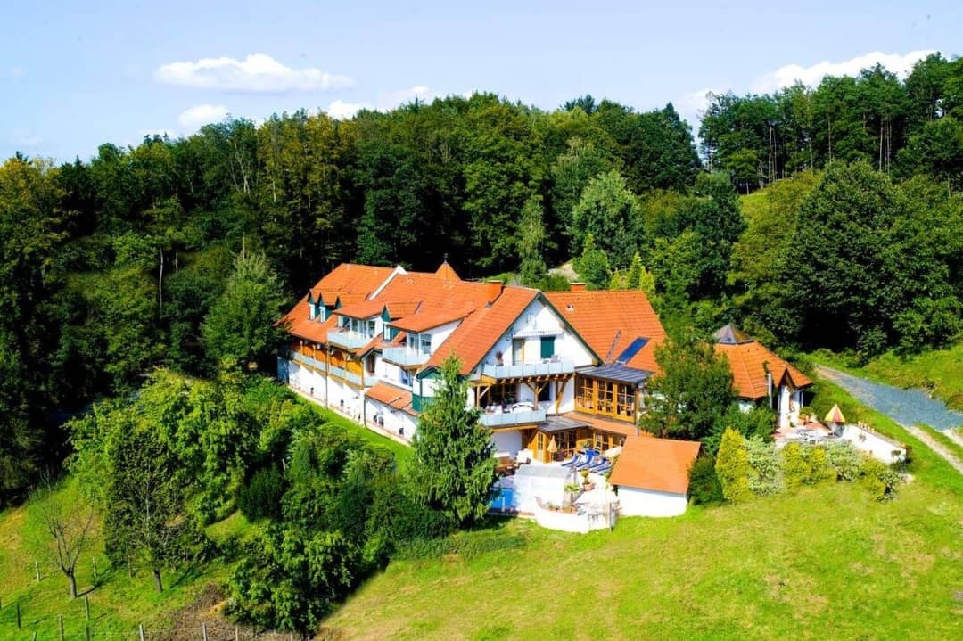 Bezauberndes 4-Sterne Boutique-Hotel Garni im malerischen steirischen Thermenland