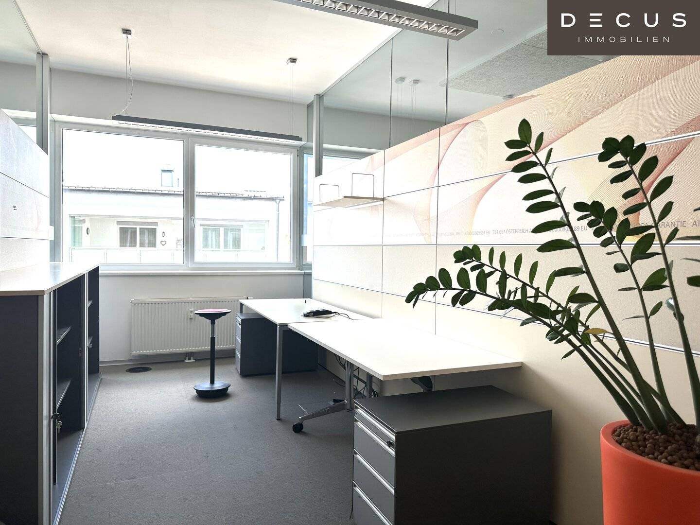 + + +  BÜROFLÄCHEN IN ZENTRALER INNENSTADTLAGE + + + ST. PÖLTEN + + +