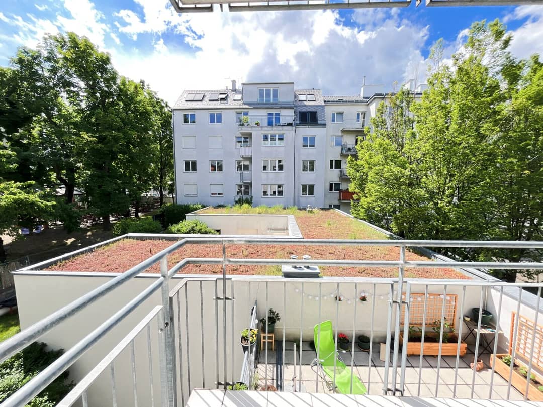 Neubau Wohnung mit Balkon und Wohnküche