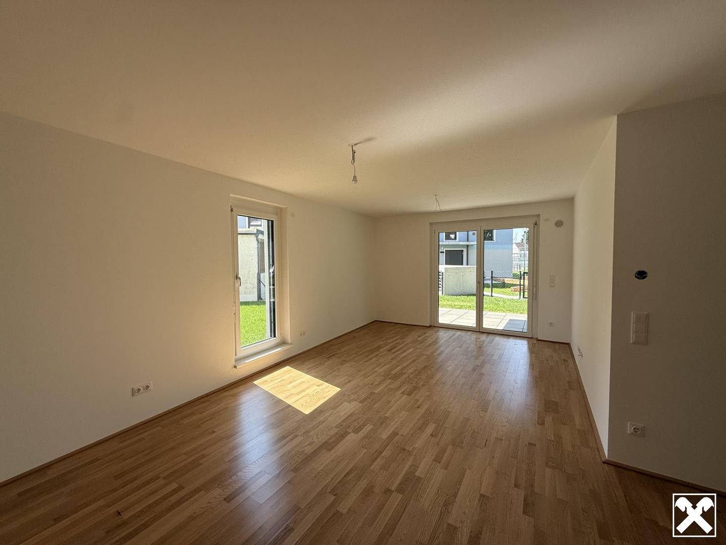 Ground floor apartment with large private garden
