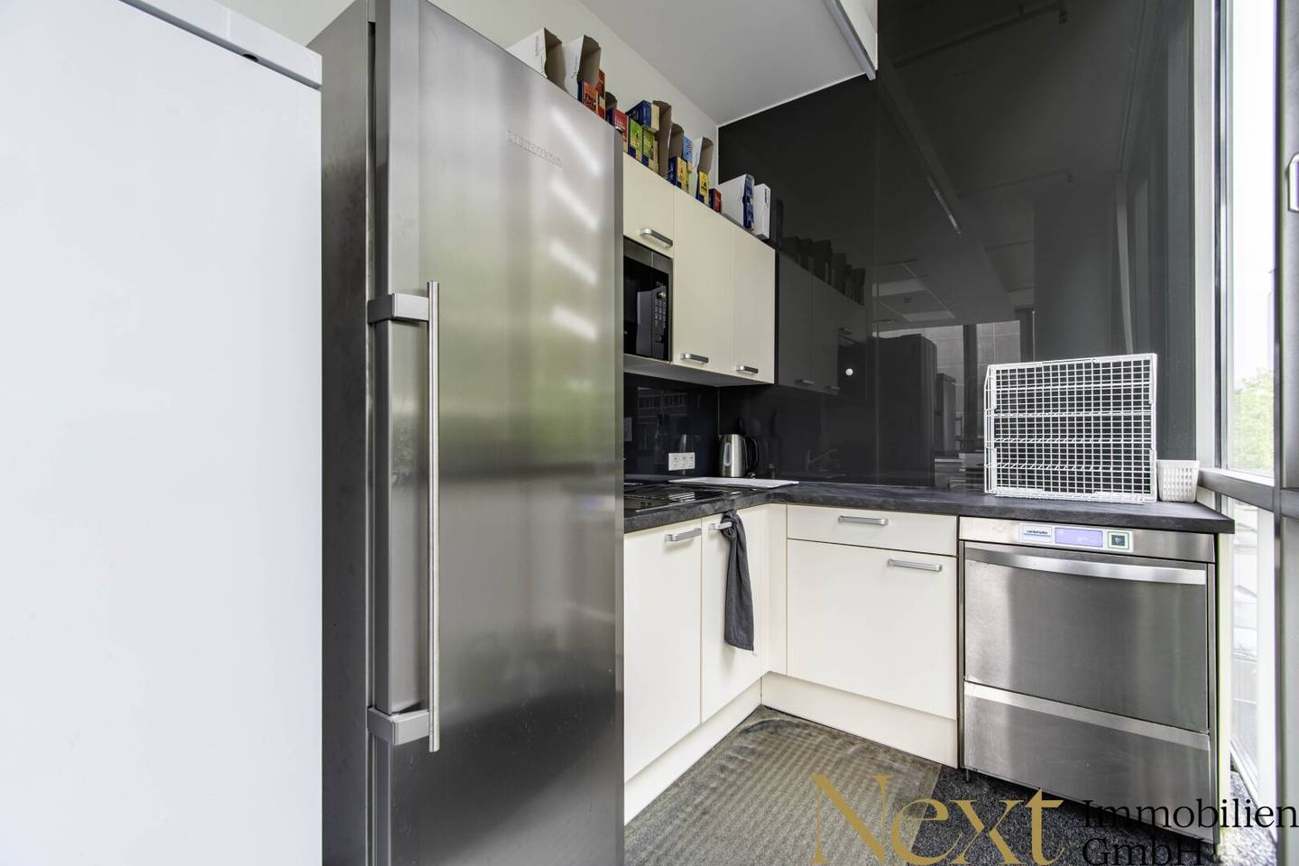 Bright and modern office space in City Tower II in Linz for rent