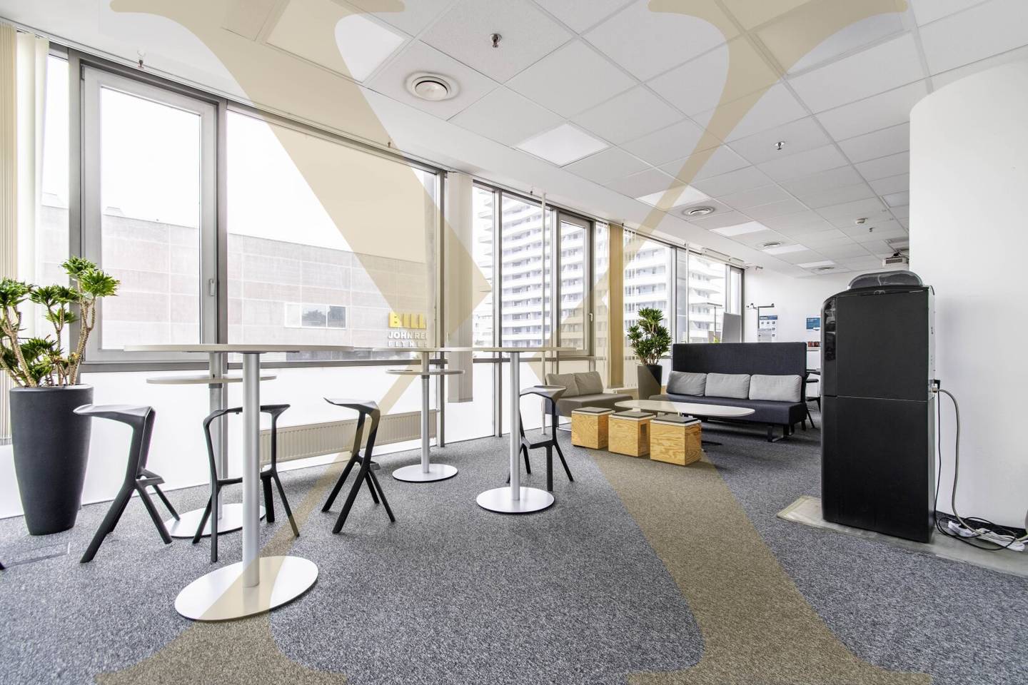 Bright and modern office space in City Tower II in Linz for rent