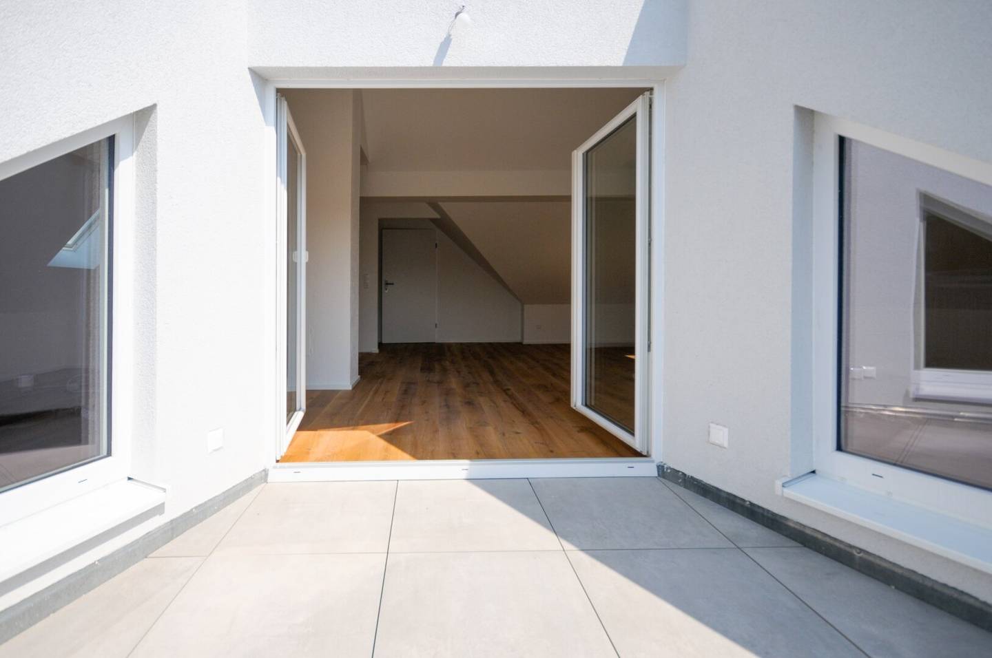 INVESTOR HIT WITH 3% YIELD: OPEN LOFT WITH SUNNY TERRACE IN ST. PÖLTEN