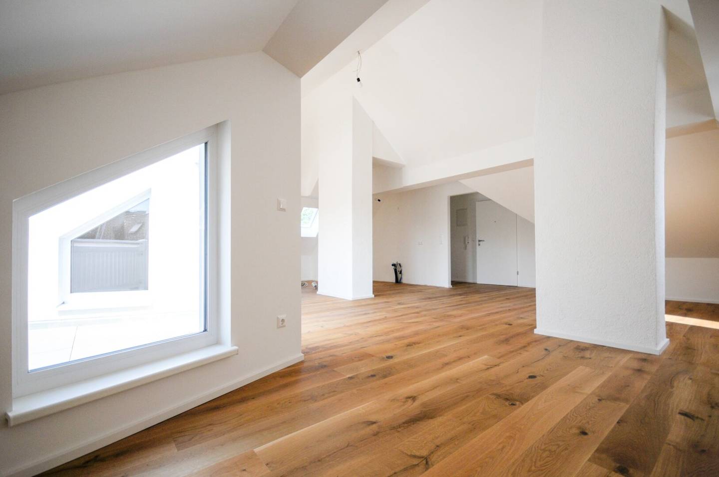 INVESTOR HIT WITH 3% YIELD: OPEN LOFT WITH SUNNY TERRACE IN ST. PÖLTEN