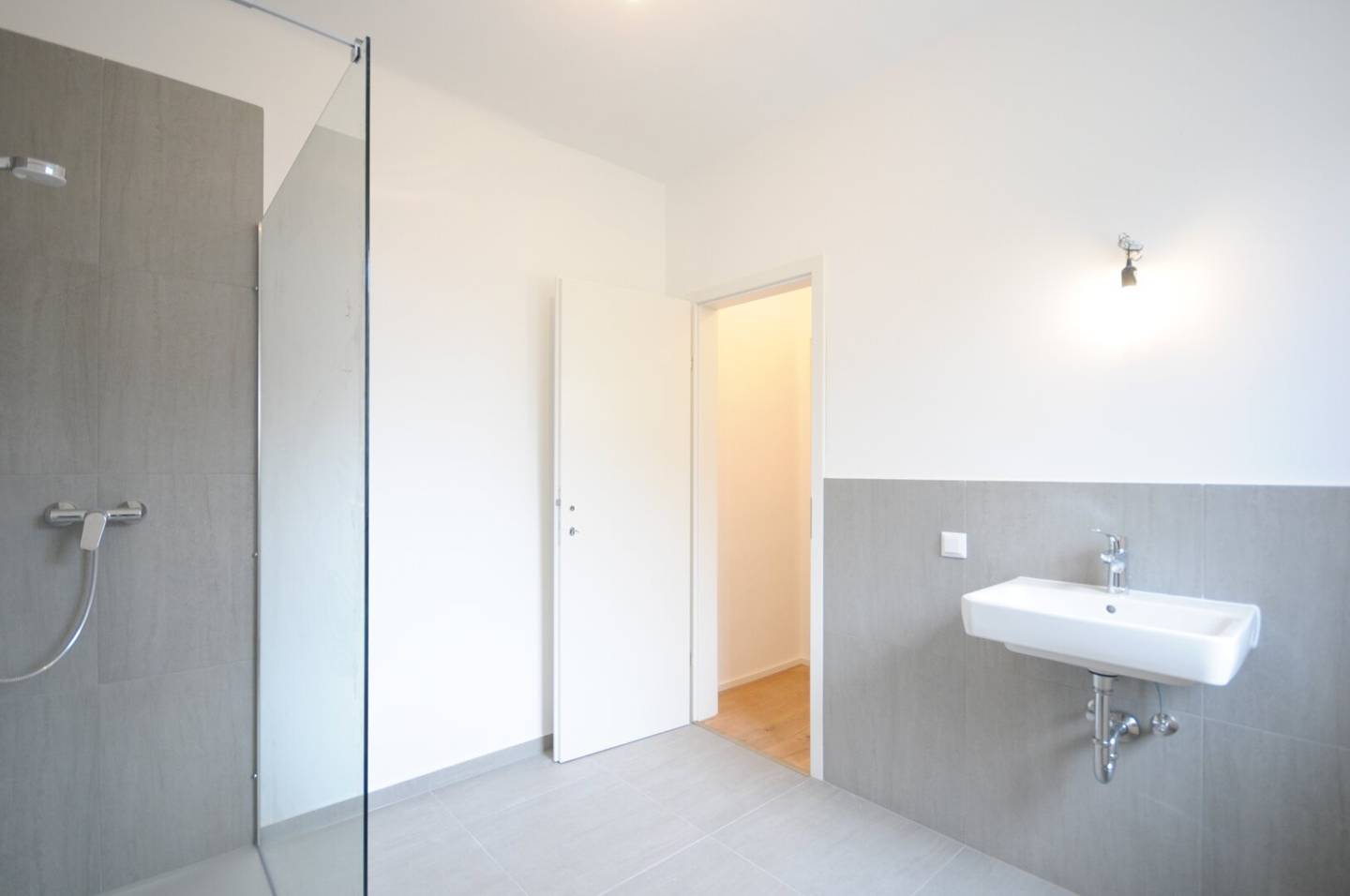 INVESTMENT HIT IN ST.PÖLTEN - 4% RETURN - COMPLETELY RENOVATED APARTMENT WITH GENEROUS LAYOUT