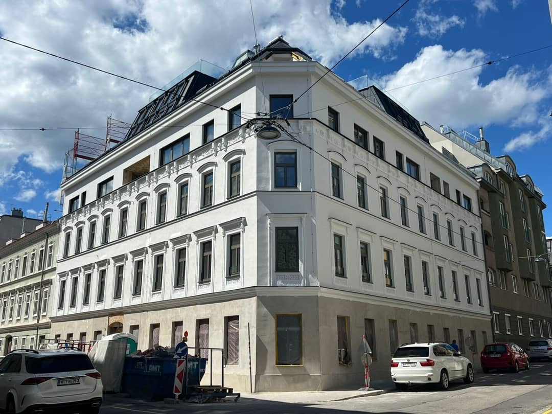 Ottakring - Abelegasse: Sanierter Jahrhundertwende-Zinshaus mit 9 hochwertigen Wohnungen