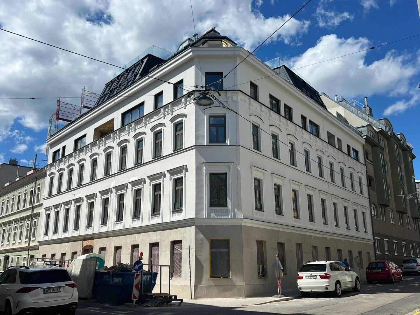 Ottakring - Turn-of-the-century building shines in new splendor